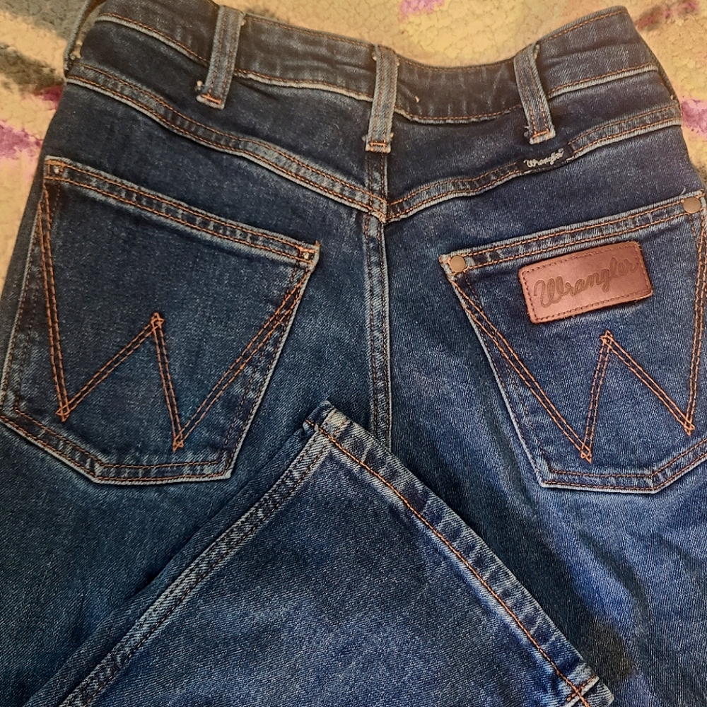 Women's Wrangler Retro Bailey High Rise Bootcut Jean Size: 24x34